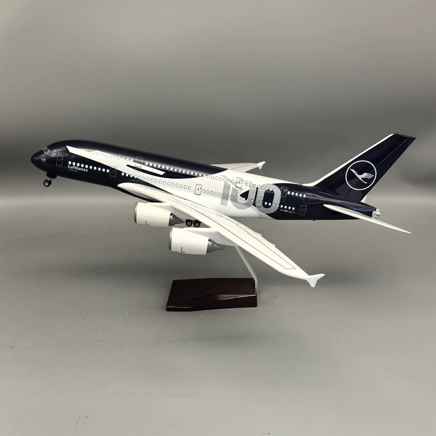 New 45cm Lufthansa A380 100 Ye - огляд і ціна Party Games New Year