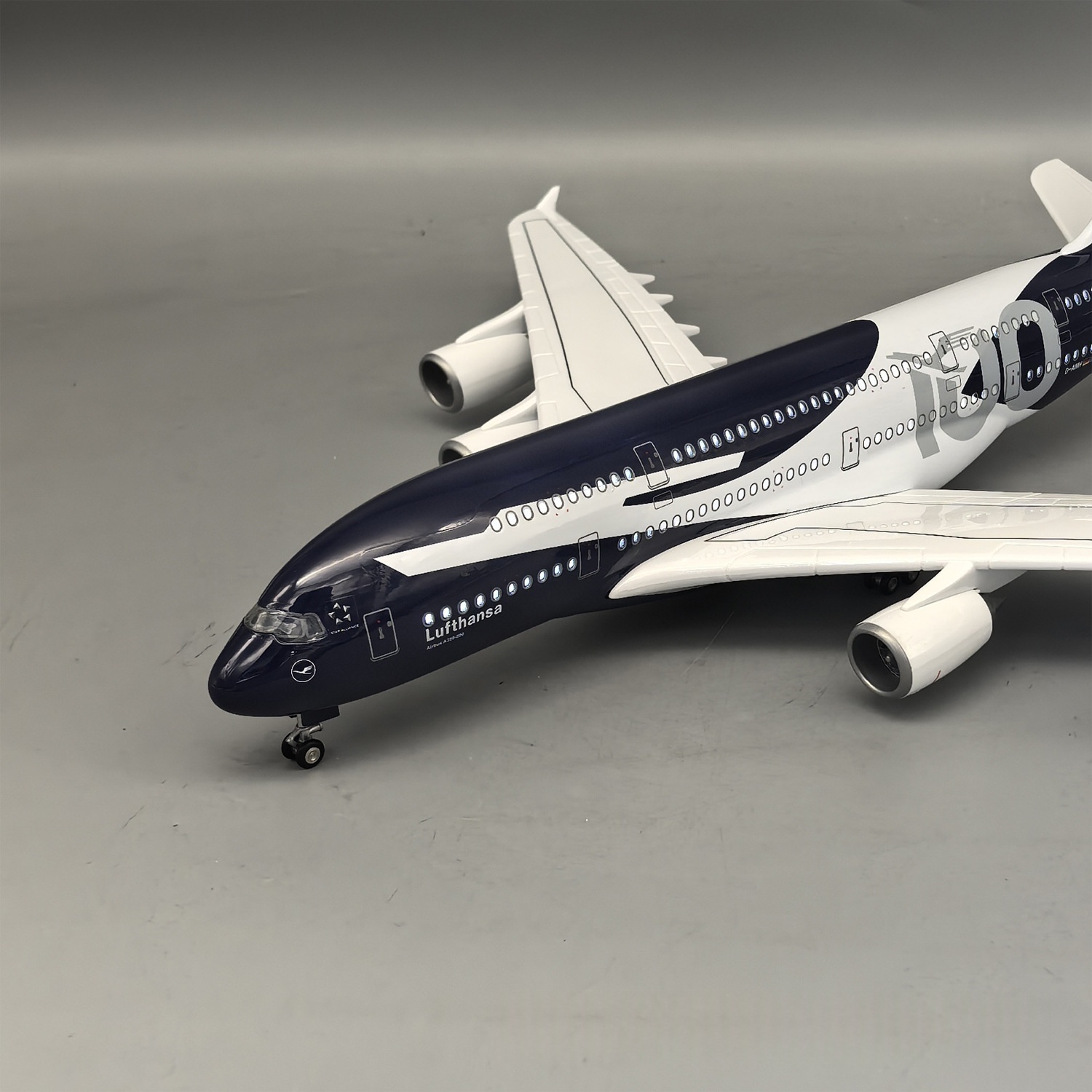 New 45cm Lufthansa A380 100 Ye - огляд і ціна Party Games New Year